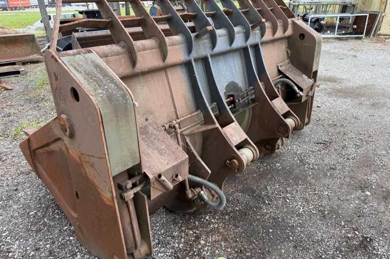 OmecoHub - Immagine LIEBHERR 275